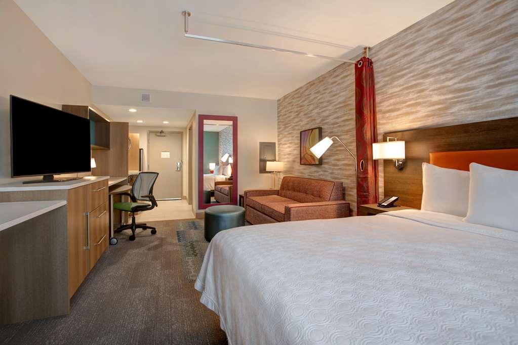 Home2 Suites By Hilton Carmel Indianapolis Room photo